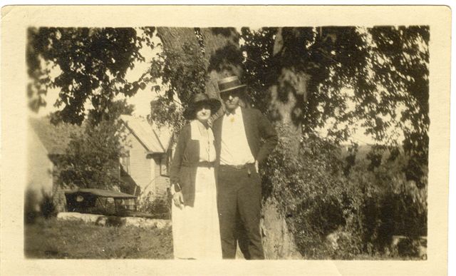 Description: Lizzie and Ben H. Robinson